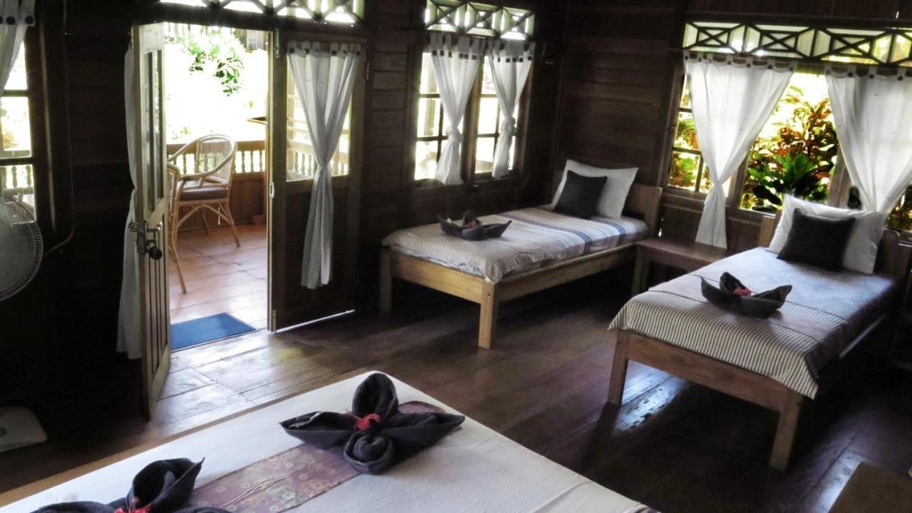 Two Fish Resort Bunaken Room photo