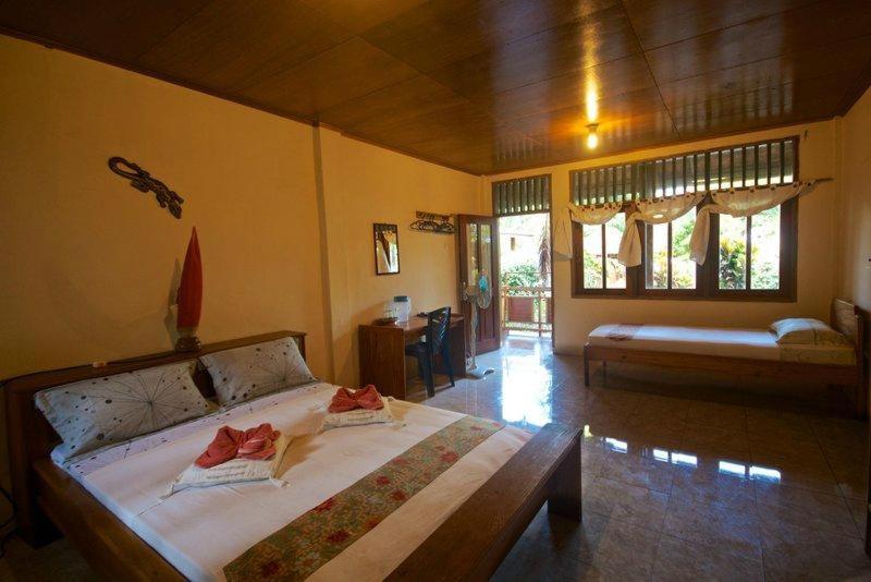 Two Fish Resort Bunaken Room photo